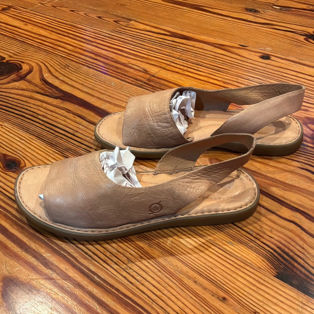 Born Inlet Womens 7 Tan Leather Slingback Sandals Opanka Comfort Minimalist EUC